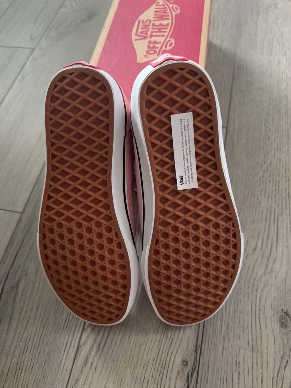 Vans - Picture 5 of 5